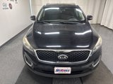 Used 2017 Kia Sorento LX image 2