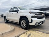 Used 2022 Chevrolet Silverado 1500 High Country w/ Technology Package image 3