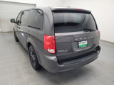 Used 2018 Dodge Grand Caravan SE image 5