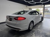 Used 2015 Ford Fusion SE image 5