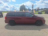 Used 2020 Dodge Grand Caravan GT image 3