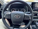 Used 2021 Toyota Highlander Limited image 6