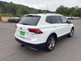 Used 2020 Volkswagen Tiguan SEL image 2
