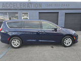Used 2017 Chrysler Pacifica Touring image 2