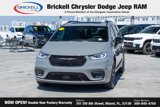 New 2025 Chrysler Pacifica Limited image 2