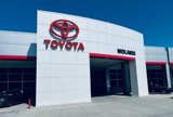 Used 2018 Toyota RAV4 LE image 2