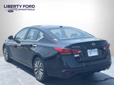 Used 2023 Nissan Altima 2.5 SV image 3