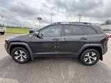 Used 2016 Jeep Cherokee Trailhawk w/ Comfort/Convenience Group image 3