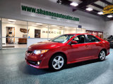 Used 2014 Toyota Camry SE image 2