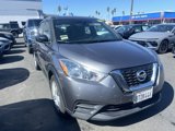 Used 2020 Nissan Kicks S image 2
