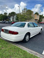 Used 2004 Buick Le Sabre Custom image 2