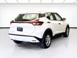 Used 2021 Nissan Kicks S image 4