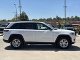Used 2023 Jeep Grand Cherokee Limited image 2