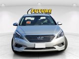 Used 2016 Hyundai Sonata SE image 2