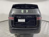 Used 2024 Land Rover Discovery Dynamic SE image 6