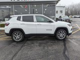 Used 2024 Jeep Compass Latitude w/ Sun and Sound Group image 4