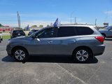 Used 2020 Nissan Pathfinder SL image 2