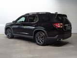Used 2025 Honda Pilot Black Edition image 3