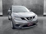 Used 2015 Nissan Rogue SV image 3