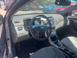 Used 2016 Hyundai Elantra SE w/ Option Group 02 image 2