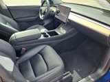 Used 2022 Tesla Model Y Long Range image 3