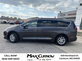 Used 2020 Chrysler Pacifica Touring-L image 2
