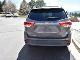 Used 2018 Toyota Highlander LE image 5