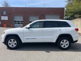Used 2017 Jeep Grand Cherokee Laredo w/ Quick Order Package 23E image 2