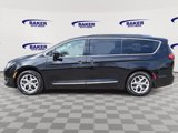 Used 2018 Chrysler Pacifica Touring-L Plus w/ Tire & Wheel Group image 6