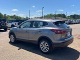 Used 2021 Nissan Rogue Sport SV image 3