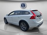 Certified 2018 Volvo V60 T5 Cross Country w/ Convenience Package image 5