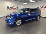 Used 2020 Chrysler Pacifica Touring-L image 5