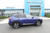 Used 2021 Nissan Rogue Platinum image 2