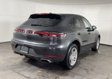 Certified 2021 Porsche Macan image 5
