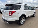 Used 2017 Ford Explorer XLT image 3