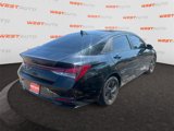 Used 2021 Hyundai Elantra SEL w/ Convenience Package image 5