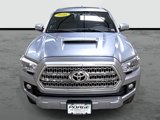 Used 2016 Toyota Tacoma TRD Off-Road image 6