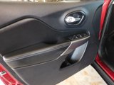 Used 2019 Jeep Cherokee Latitude w/ Popular Appearance Group image 5
