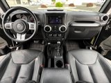 Used 2015 Jeep Wrangler Unlimited Rubicon image 4