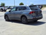Used 2022 Volkswagen Tiguan SE image 5