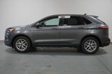 Used 2023 Ford Edge SEL image 2