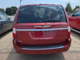 Used 2013 Chrysler Town & Country Touring-L w/ Driver Convenience Group image 6