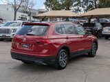 Used 2019 Volkswagen Tiguan SE w/ Panoramic Sunroof Package image 5