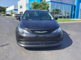 Used 2022 Chrysler Voyager LX image 4