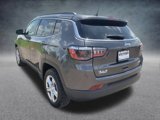Used 2024 Jeep Compass Latitude image 5