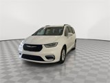 Used 2022 Chrysler Pacifica Touring-L image 5