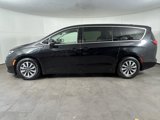 Used 2023 Chrysler Pacifica Touring-L image 4