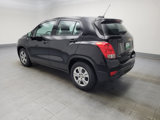 Used 2018 Chevrolet Trax LS image 3