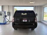 Used 2017 GMC Yukon SLT w/ Premium Edition image 5