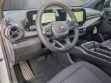New 2025 Chevrolet Equinox LT image 3
